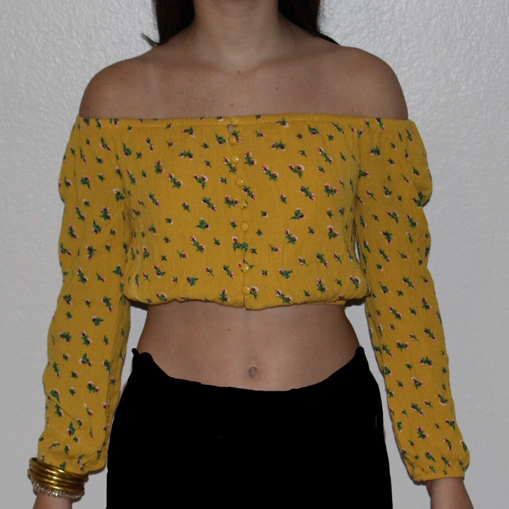 off shoulder crop top